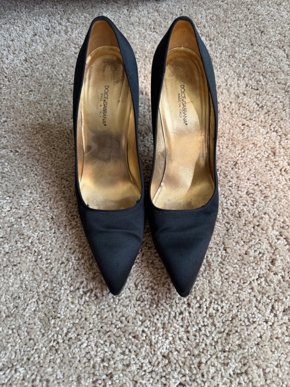 Dolce & Gabbana Black Pointed-Toe Pumps with Gold Insole Accents